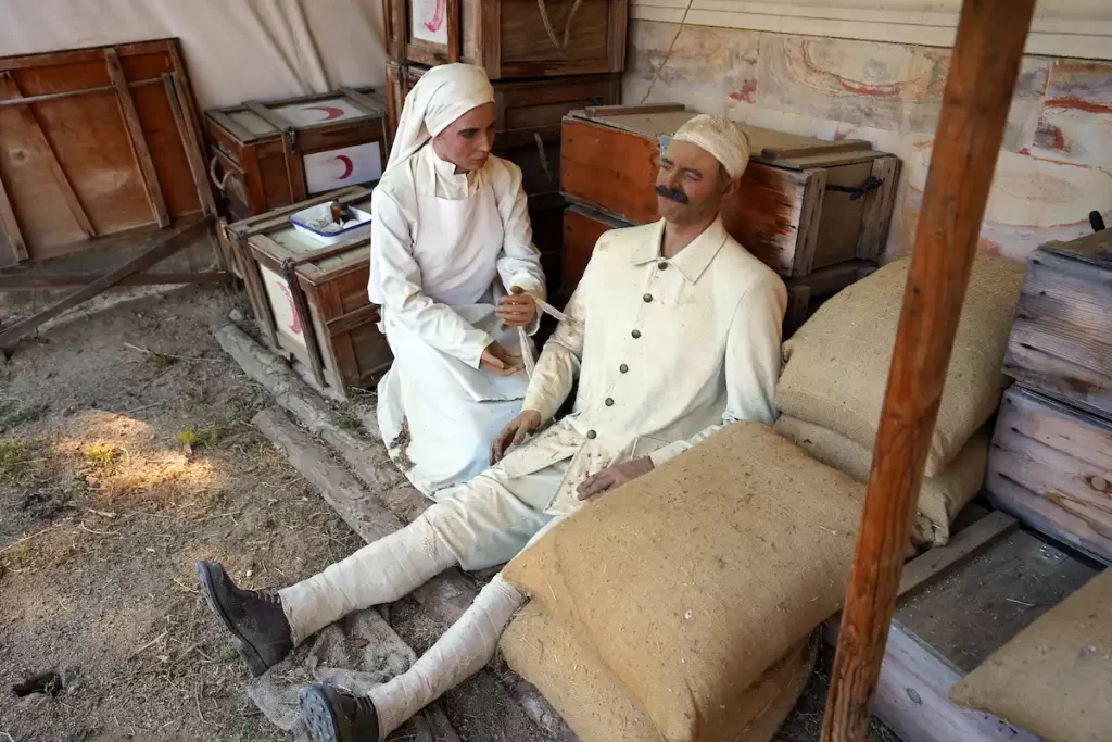 Hilal-i Ahmet Hastane şehitliği müzesi Çanakkale Şehitlik Turu